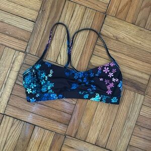 Lululemon bra